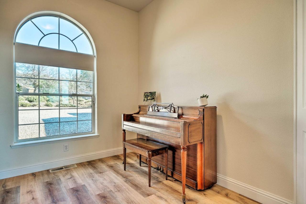 Villa Peaceful Columbia Retreat With Hot Tub And Mtn Views! Extérieur photo