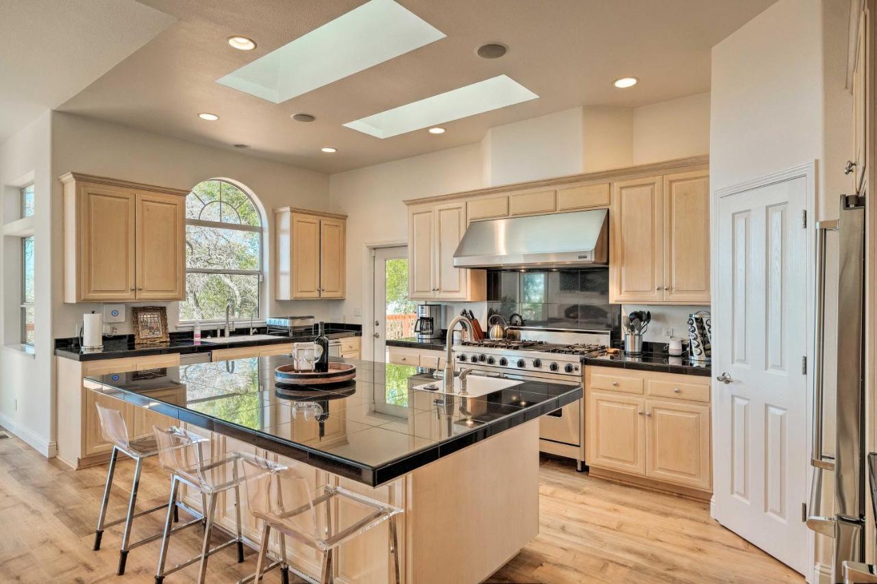 Villa Peaceful Columbia Retreat With Hot Tub And Mtn Views! Extérieur photo